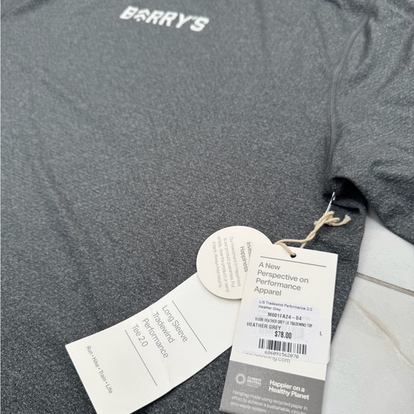 🆕 Vuori x Barrys Rare Release Mens Tradewind Tech Long Sleeve Tech Tee Shirt - Picture 9 of 12